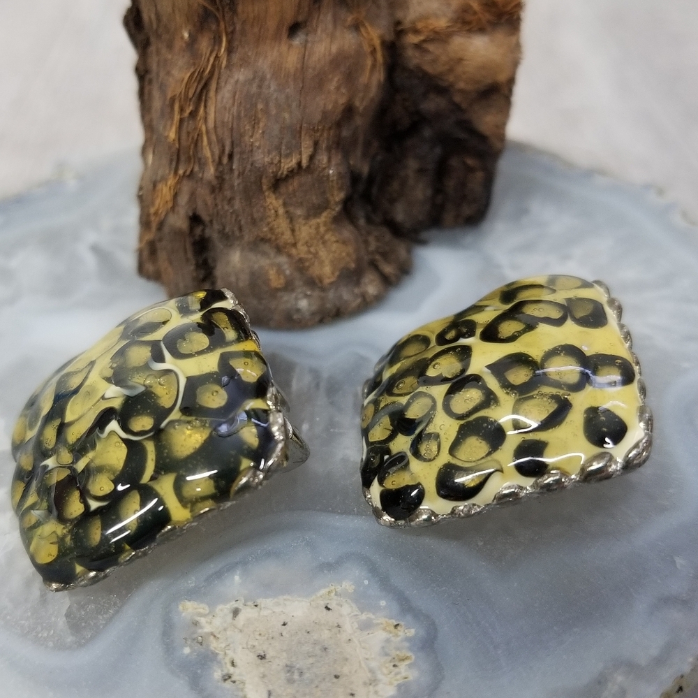 Vintage Square Leopard print Earrings - Picture 4 of 8